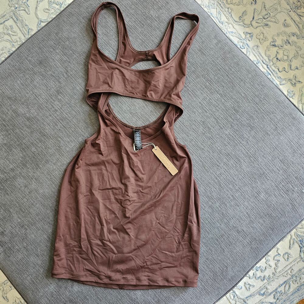 NWT SKIMS Women's Cocoa Brown Signature Swim Cut Out Pullover Tank Dress Size XS